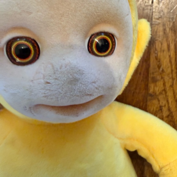 Yellow Plush Toy with Interactive Screen - Picture 6 of 6